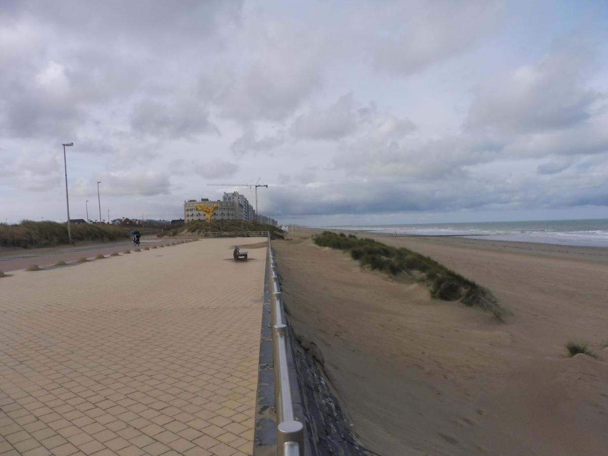 Appartement On The With Sea View