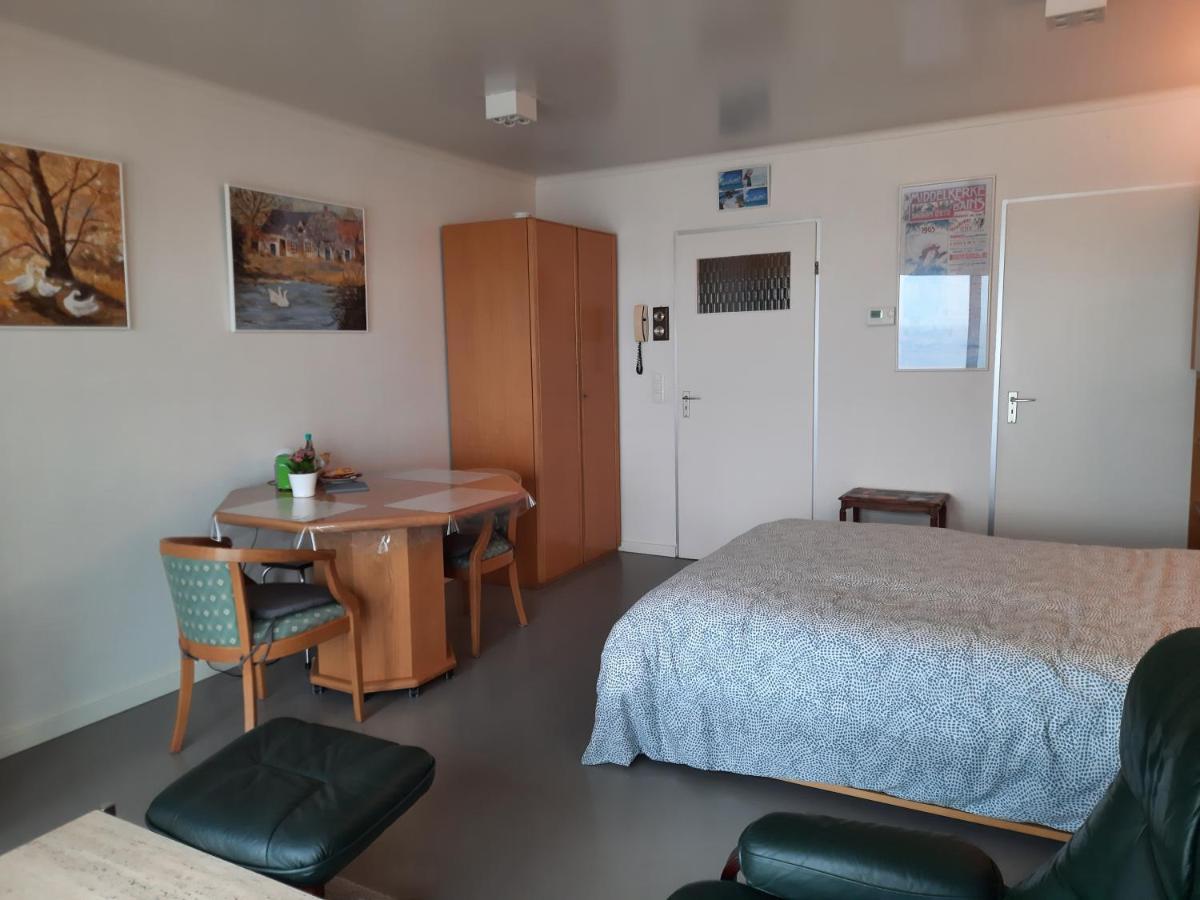 Appartement On The With Sea View Middelkerke